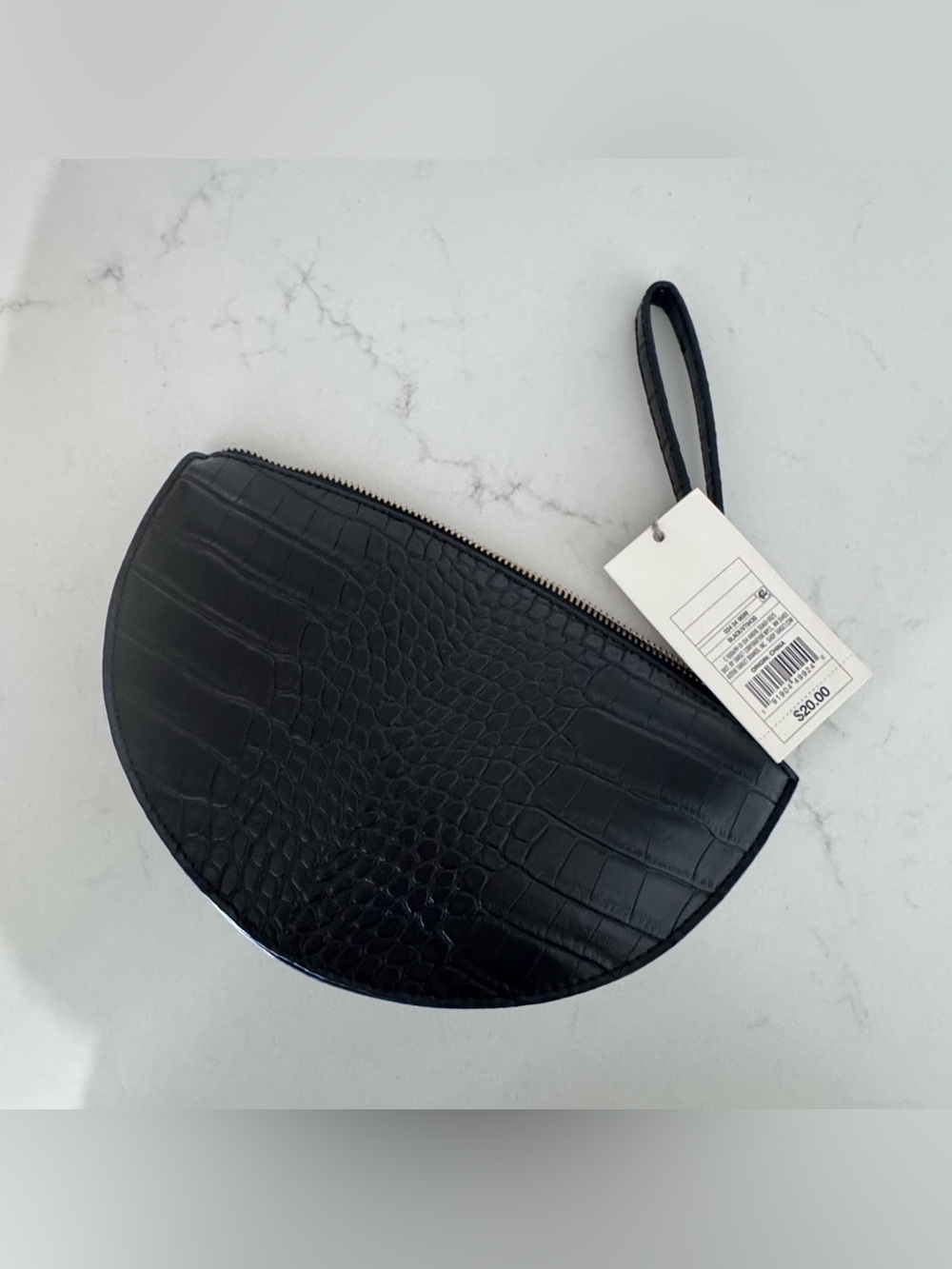 NWT Black Faux Croc-Embossed Oval Wristlet Clutch